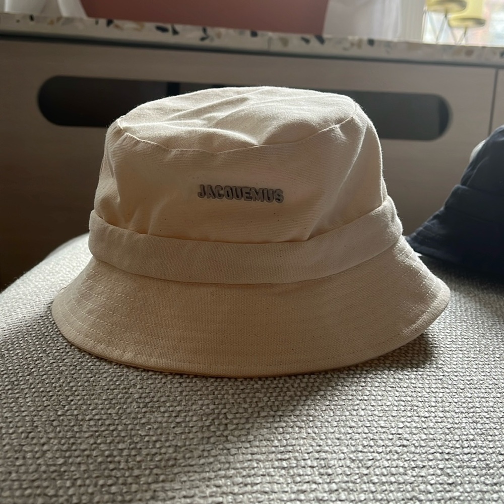 [SOLD] Jacquemus Bucket Hat